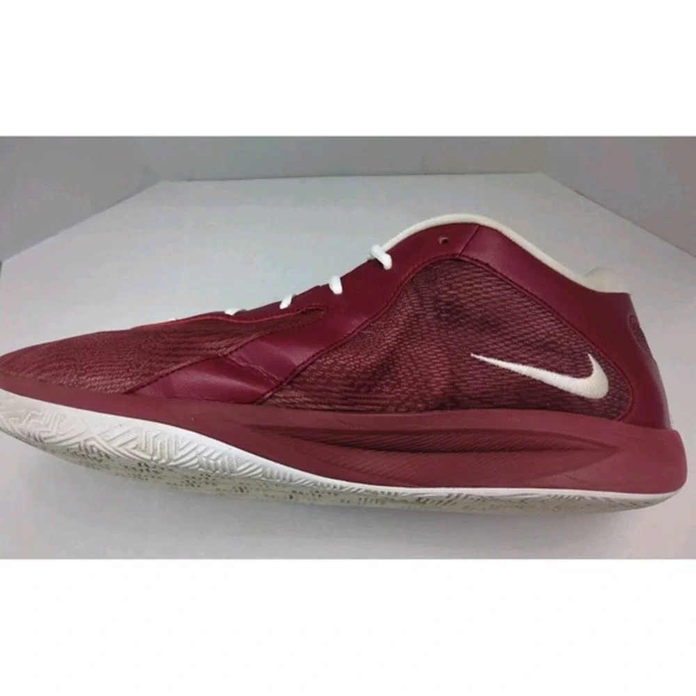Nike Giannis Freak 6 Maroon White Men's Size‎ 16 HJ7385-600